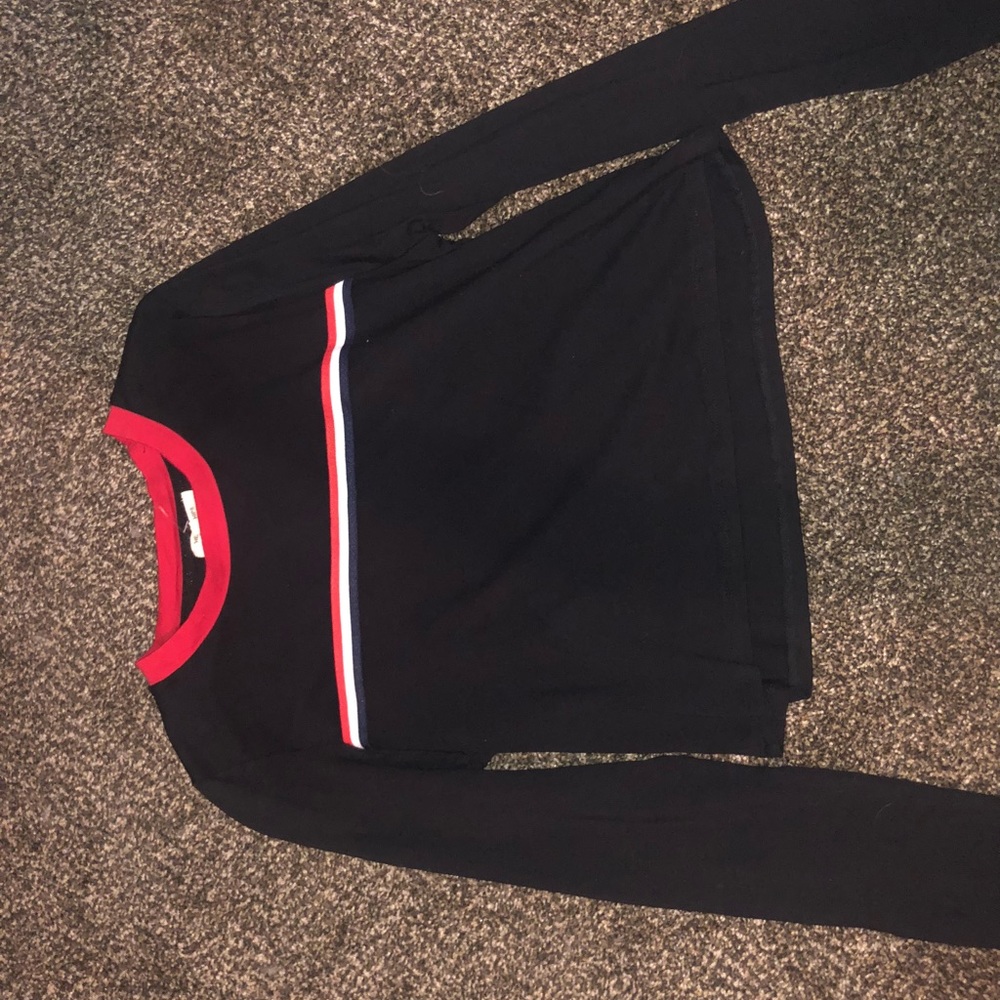 Long sleeve cotton crop top